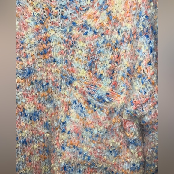 Lida Kate Pastel Oversized Knit Sweater - Picture 3 of 4